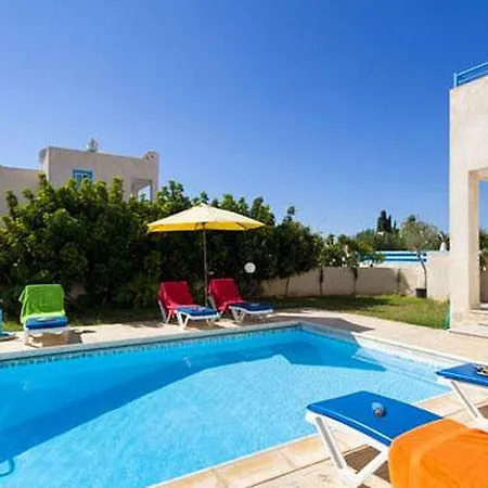 Villa Philippos - 3 Paphos
